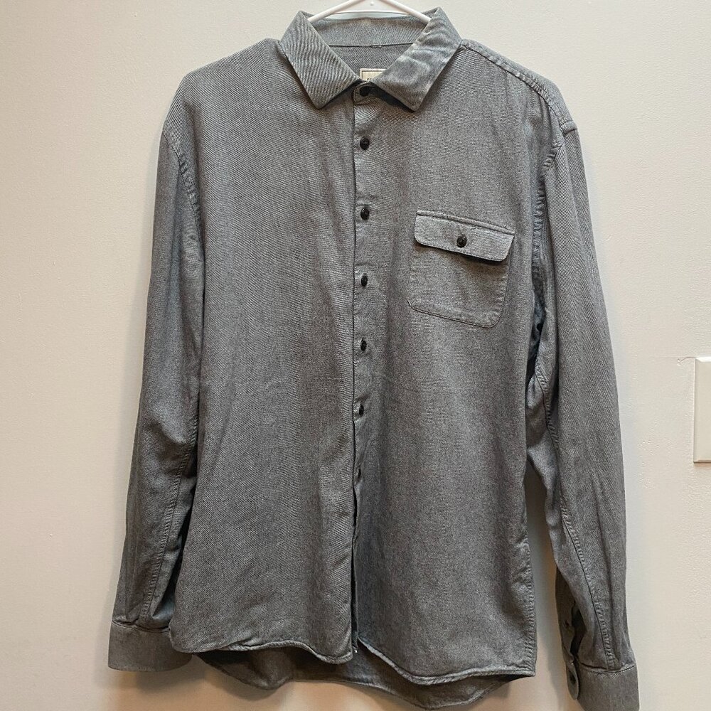 Frank and Oak men's button down shirt
